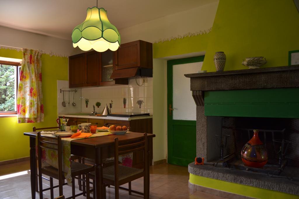 Вілла Agriturismo Nizzi Ассізі Екстер'єр фото